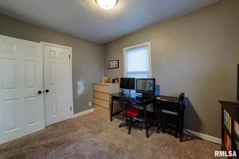 2513 S 4th St, Springfield, IL 62703 photo 15