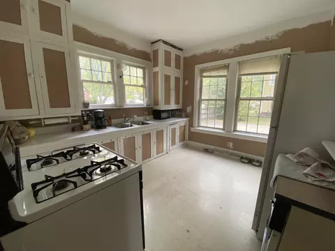 1500 S Douglas Ave, Springfield, IL 62704 photo 11