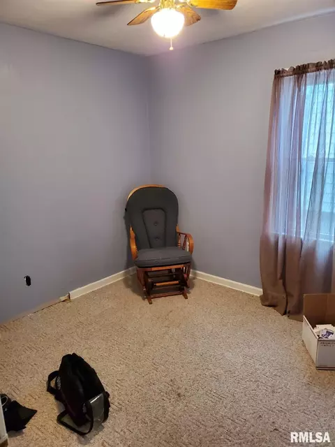 3040 S 2nd St, Springfield, IL 62703 photo 9