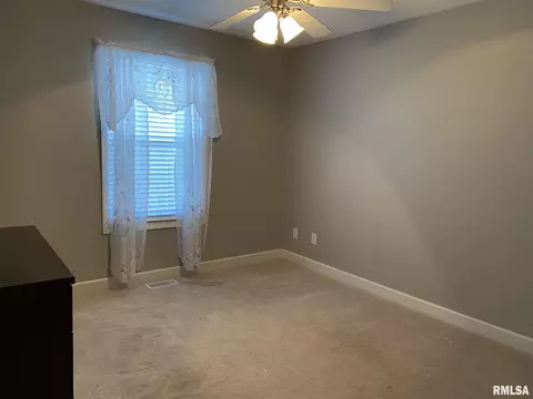 2812 Walter Rd, Springfield, IL 62703 photo 13