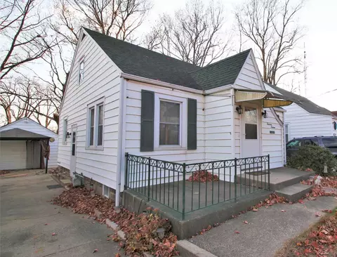 1316 E Stanford St, Springfield, IL 62703 photo 2