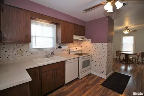 1316 E Stanford St, Springfield, IL 62703 photo 10