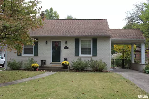 2024 S Walnut St, Springfield, IL 62704 photo 1