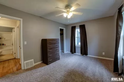 2118 E Hood St, Springfield, IL 62703 photo 16