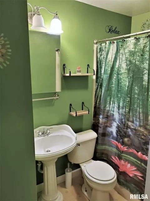 1917 N 20th St, Springfield, IL 62702 photo 13