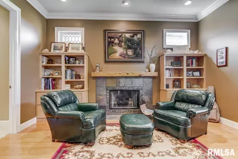 3400 Embassy Dr, Springfield, IL 62711 photo 19