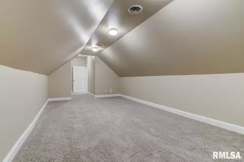 3400 Embassy Dr, Springfield, IL 62711 photo 34
