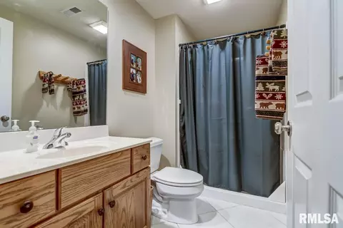3400 Embassy Dr, Springfield, IL 62711 photo 40