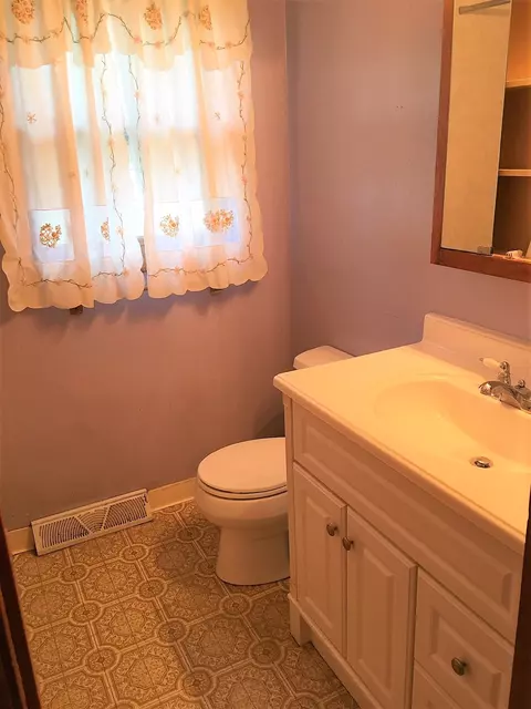 2405 Dunwich Dr, Springfield, IL 62702 photo 11