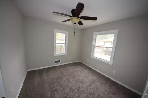 22 Rosaria Rd, Springfield, IL 62702 photo 8