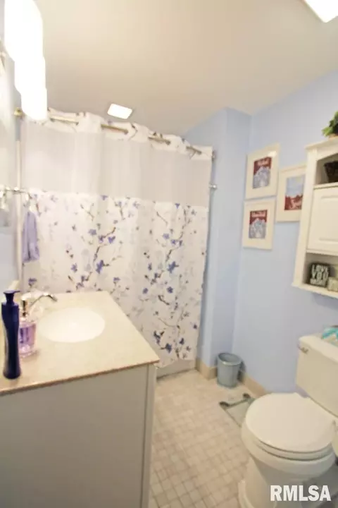 1408 N 7th St, Springfield, IL 62702 photo 12