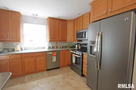 1408 N 7th St, Springfield, IL 62702 photo 8