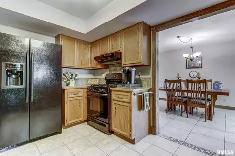 1808 S Cog Mill Ct, Springfield, IL 62704 photo 12