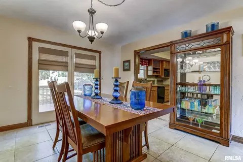 1808 S Cog Mill Ct, Springfield, IL 62704 photo 9