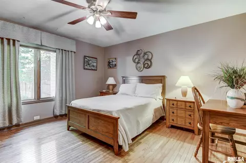 1808 S Cog Mill Ct, Springfield, IL 62704 photo 16