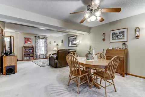 2524 Columbus Cir, Springfield, IL 62703 photo 8