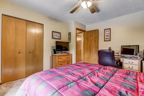 2524 Columbus Cir, Springfield, IL 62703 photo 24
