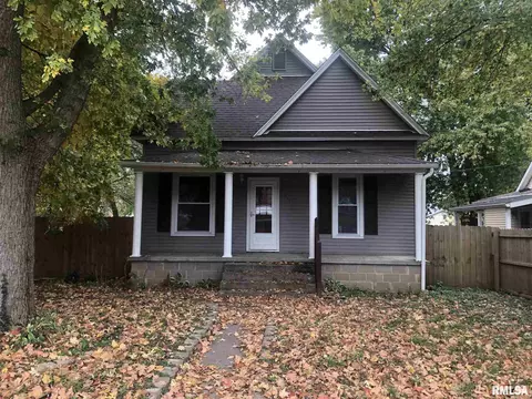 213 N Oak St, Bluffs, IL 62621 photo 1