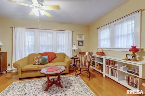 1500 W Cook St, Springfield, IL 62704 photo 4