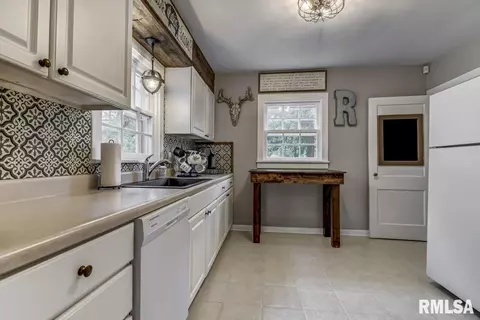 1908 S Lincoln Ave, Springfield, IL 62704 photo 9