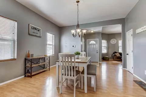 127 W Elliott Ave, Springfield, IL 62702 photo 18