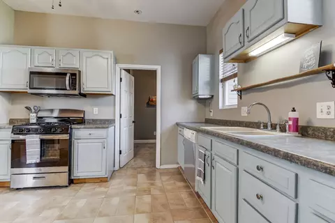 127 W Elliott Ave, Springfield, IL 62702 photo 13