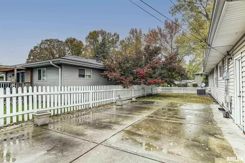 2352 Blackhawk Ave, Springfield, IL 62702 photo 39