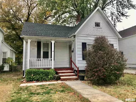1043 N 1st St, Springfield, IL 62702 photo 2