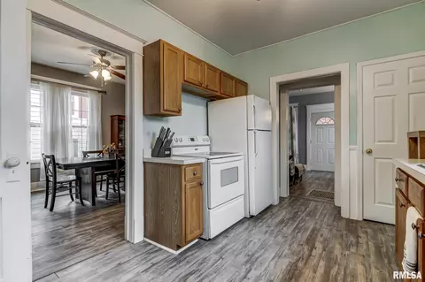 1615 S Spring St, Springfield, IL 62704 photo 10