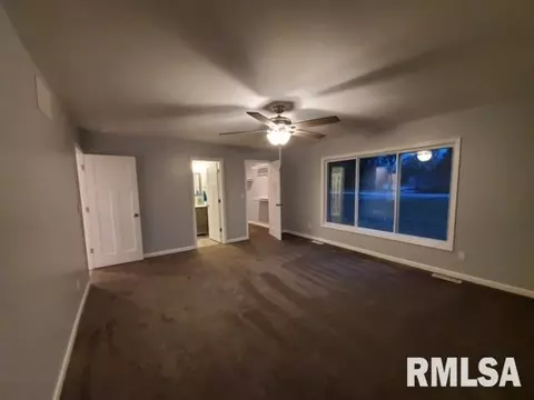 2424 E Lake Shore Dr, Springfield, IL 62712 photo 21