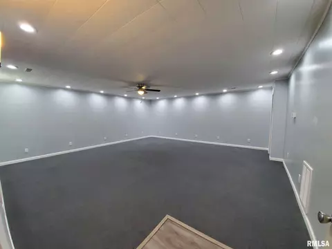 2424 E Lake Shore Dr, Springfield, IL 62712 photo 37