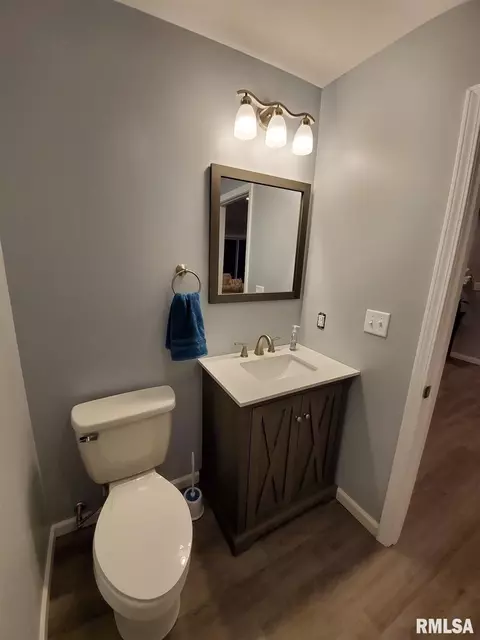 2424 E Lake Shore Dr, Springfield, IL 62712 photo 32