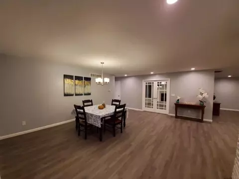 2424 E Lake Shore Dr, Springfield, IL 62712 photo 5