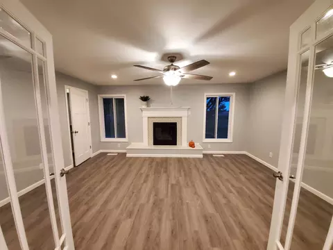 2424 E Lake Shore Dr, Springfield, IL 62712 photo 7