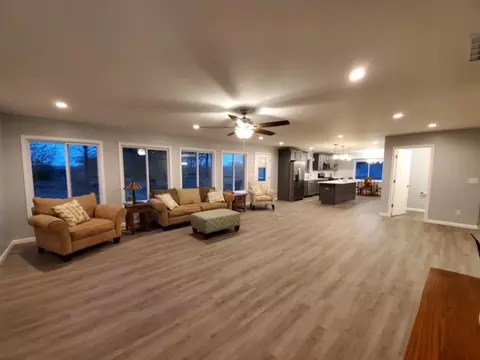 2424 E Lake Shore Dr, Springfield, IL 62712 photo 15