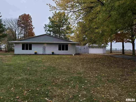2424 E Lake Shore Dr, Springfield, IL 62712 photo 1