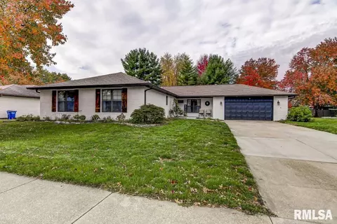 1509 Devonwood Dr, Springfield, IL 62707 photo 1