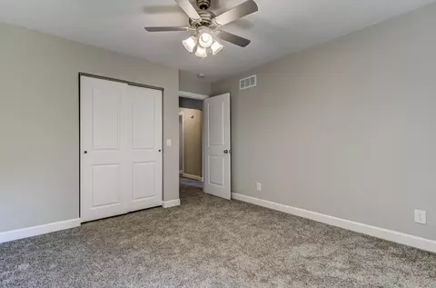 203 Hickory St, Athens, IL 62613 photo 18