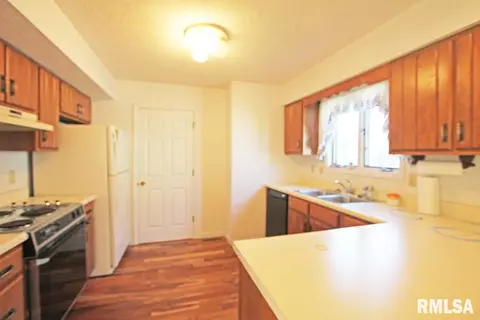 116 Norwalk Rd, Springfield, IL 62704 photo 6