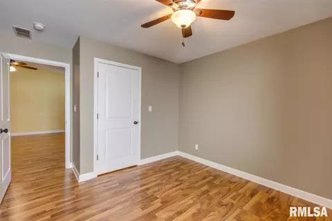 6412 Hayley Ct, Springfield, IL 62712 photo 17