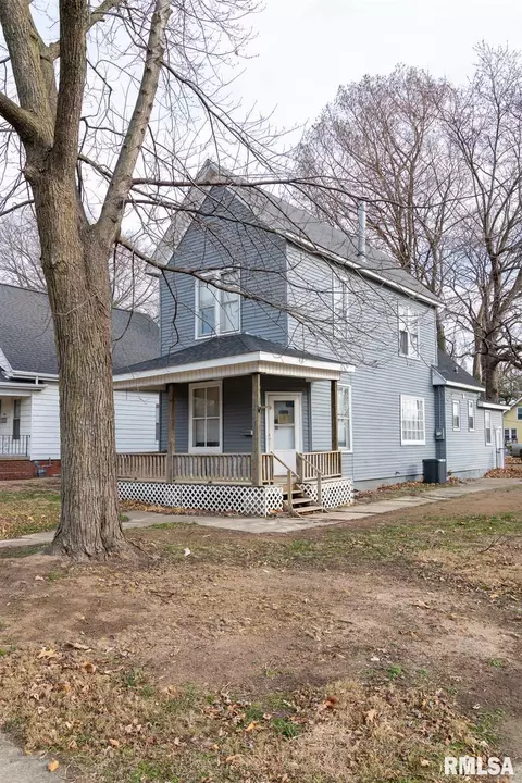 1502 N 8th St, Springfield, IL 62702 photo 4