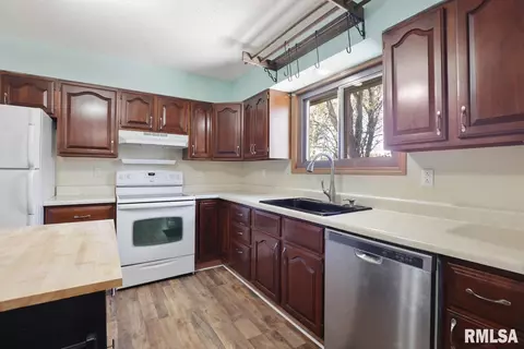 5269 Buford St, Springfield, IL 62703 photo 6