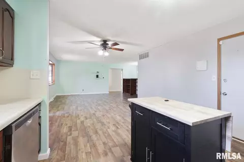 5269 Buford St, Springfield, IL 62703 photo 8