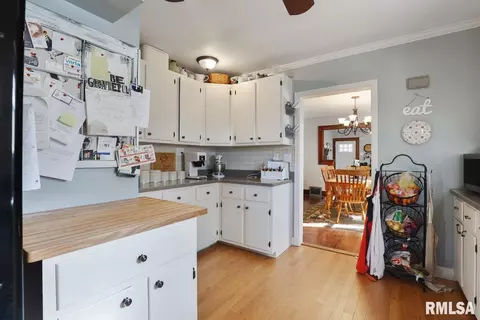 1025 N 2nd St, Springfield, IL 62702 photo 15