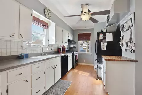 1025 N 2nd St, Springfield, IL 62702 photo 13