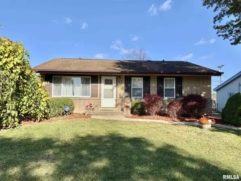 57 Nottingham Rd, Springfield, IL 62704 photo 1