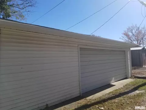 1819 S 9th St, Springfield, IL 62703 photo 23