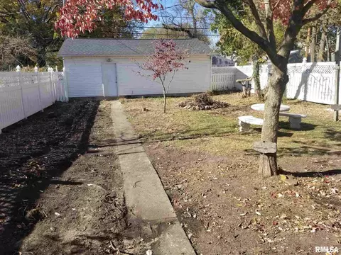 1819 S 9th St, Springfield, IL 62703 photo 18