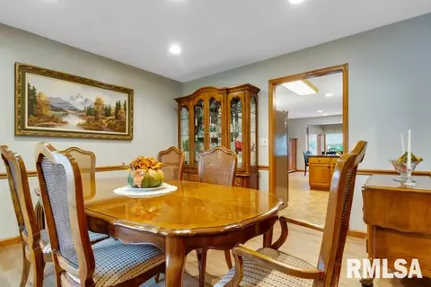 97 Interlacken Rd, Springfield, IL 62704 photo 5