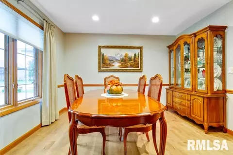 97 Interlacken Rd, Springfield, IL 62704 photo 6